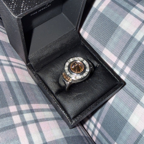 Champagne Rhinestone Ring (New) - Picture 2 of 7